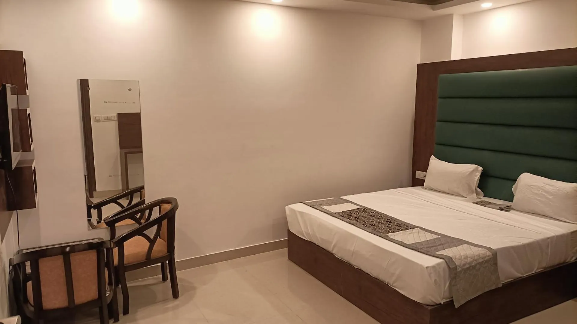 Hotel Tark A Family Hotel Near Igi Airport Delhi New Delhi India