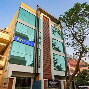 https://townhouse-oak-oak-hotel-aditya-recidency.hotels-varanasi.com