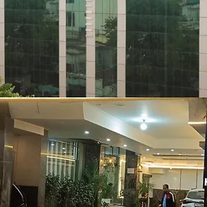 Hotel Wti Airport Grand Delhi, New Delhi