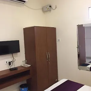 https://holiday-inn-varanasi.hotels-varanasi.com