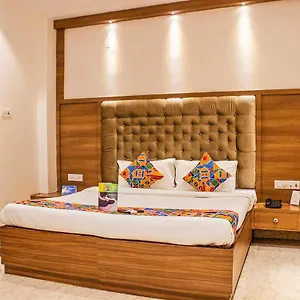 https://hotel-sarin-inn.hotels-varanasi.com