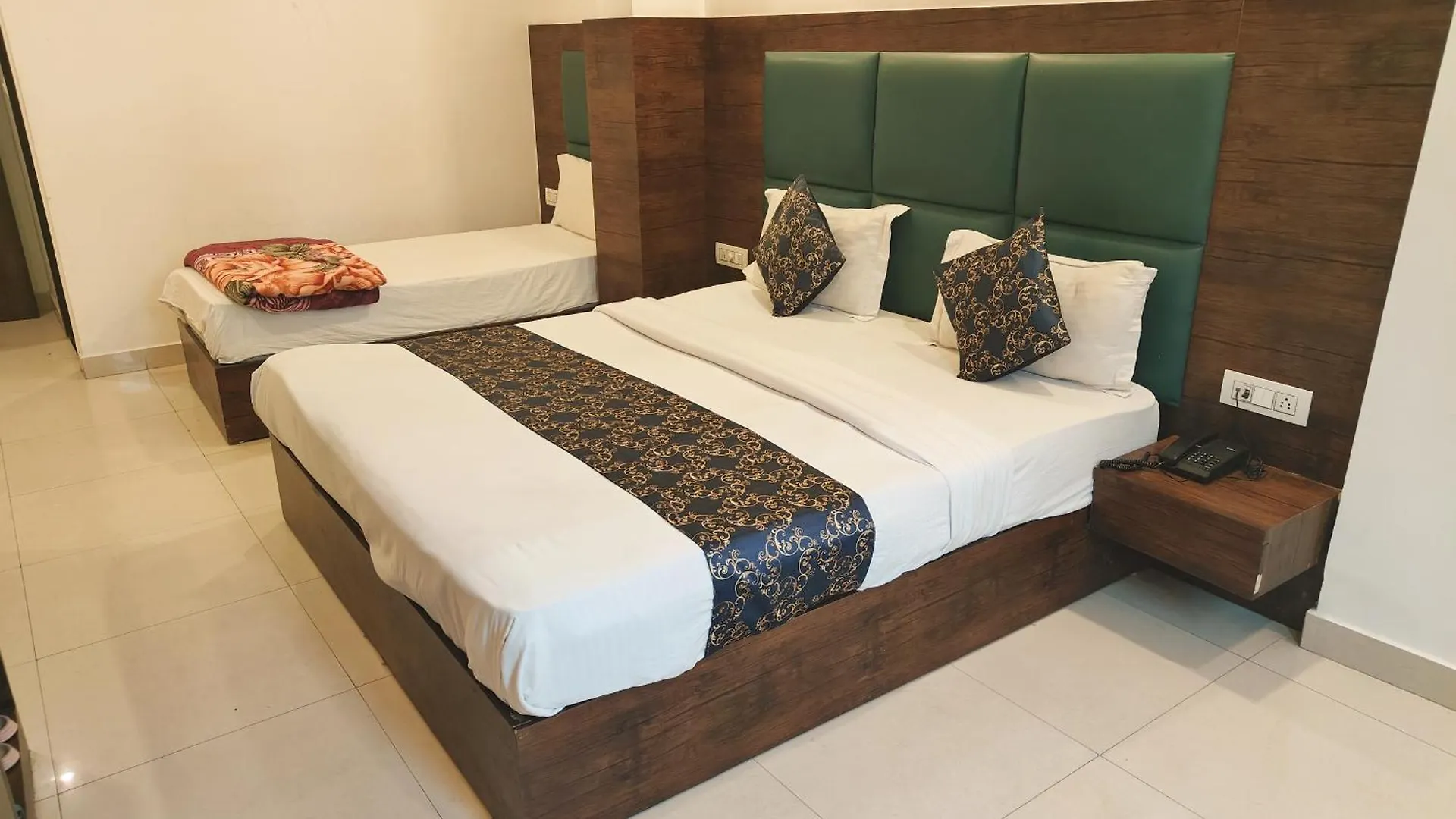 Hotel Tark A Family Hotel Near Igi Airport Delhi New Delhi